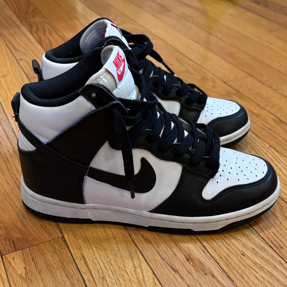 Nike Dunk High Panda sneakers women’s size 7